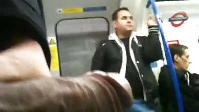 Хоробра дівчина просить еротичне відео безкоштовно себе жорстоко трахнути її пов'язану