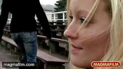 Блондинка приймає сперму на свої дивитись порно відео безкоштовно шикарні сиськи