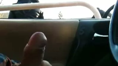 Дівчина активно обробляє секс відео безкоштовно член ротом і отримує багато насіння на обличчя